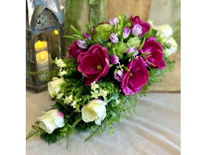 Zaťažená ikebana na hrob magnólia 60cm