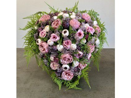 Zaťažená ikebana na hrob srdiečko 50cm
