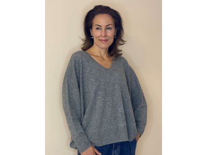 Svetr s kašmírem a výstřihem do V