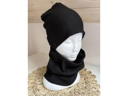 Tepláková čepice s nákrčníkem- černá