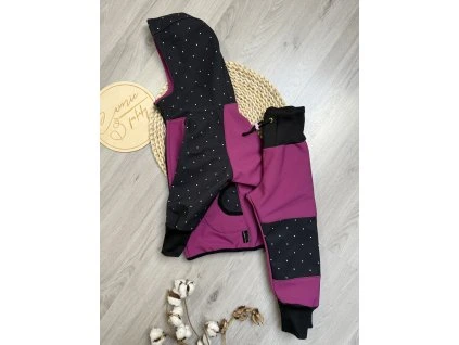 Softshellová souprava puntíky a ostružinová