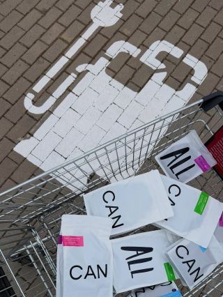 Jediná věc, která tě opravdu nabije! Naše kafe kupuj na E- shopu nebo se zastav na kavárnu a ochutnej nějakou pecku!...