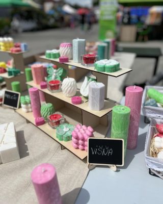 Naše prvé trhy v Spišskej Novej Vsi. 🤗 Príďte nás remeselníkov podporiť sme tu 2-4.5. Budeme vďačný za každý úsmev a dobrú...