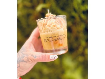 SALTED CARAMEL LATTE