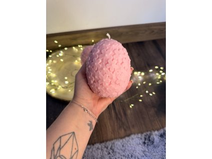 Svíčka zdobená květinami růžová