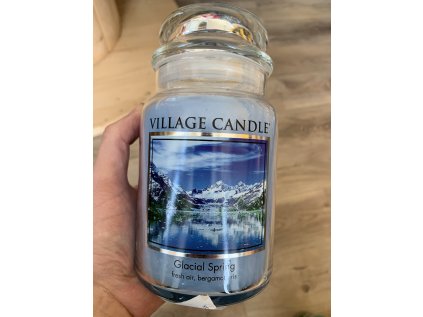 Vonné svíčky Village Candle - CandleStories.cz