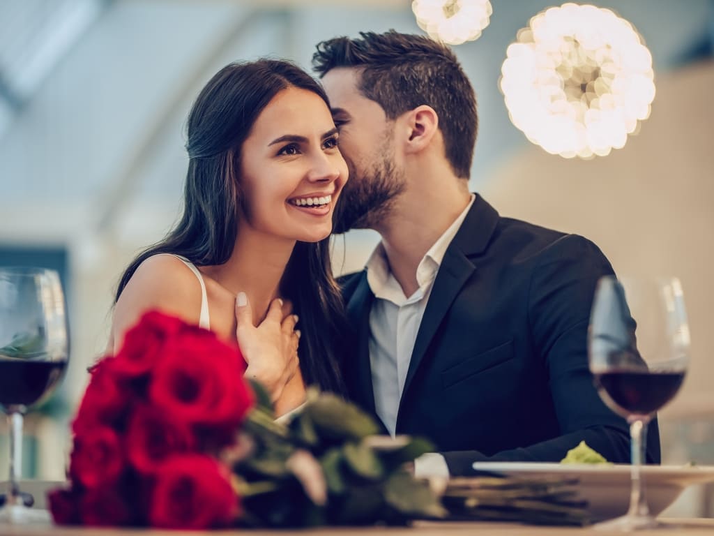 Romantická poznávací karetní hra pro nové partnery
