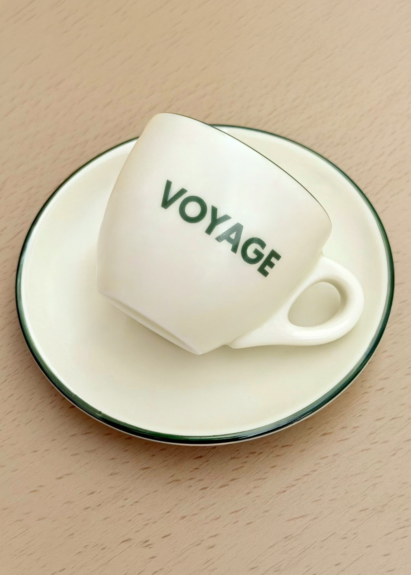 Voyage_cafe_bar