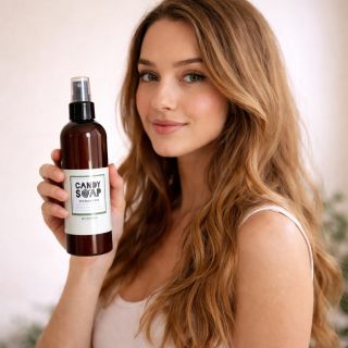 ✨ Zima dává vlasům zabrat – mráz, vítr, čepice… Dopřej jim láskyplnou regeneraci, kterou si opravdu zaslouží 💆‍♀️❄️ 🍃...