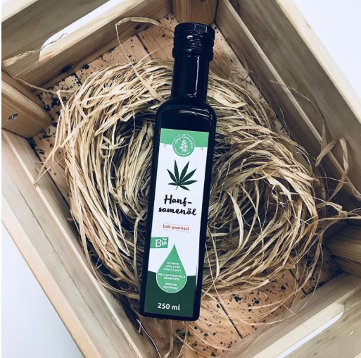 Olej konopny na włosy - domowe maski