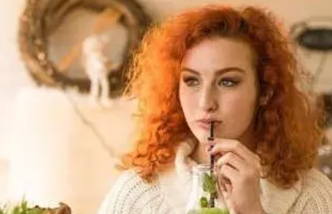 Avvia i tuoi buoni propositi per il nuovo anno con la canapa: consigli degli esperti per uno stile di vita più sano