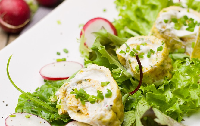 Turmeric Omelette with Hemp Seeds