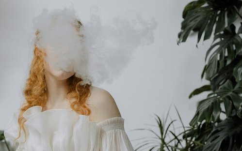 Waporyzacja ziół i konopi jako aromaterapia