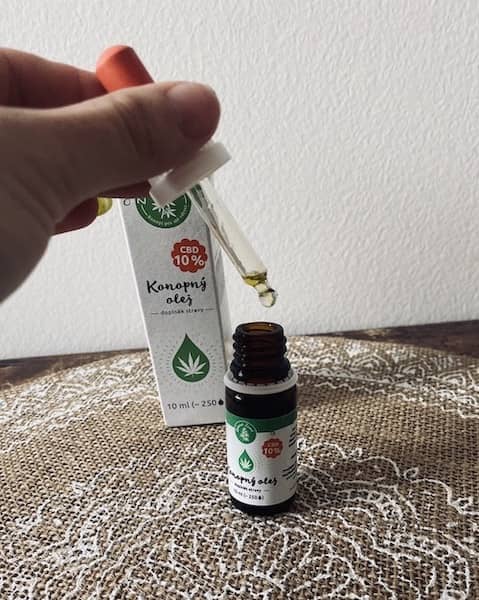 1-kropla-oleju-CBD