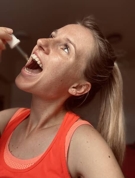 Jak-prawidlowo-stosowac-olej-CBD