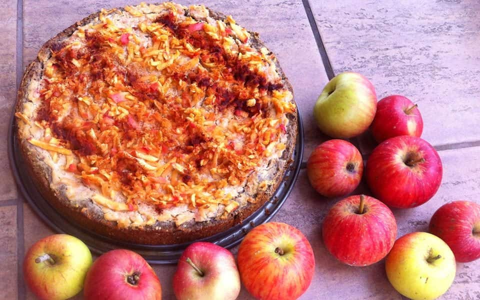 Kendermagos alma torta