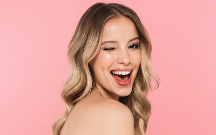 CBD Make-up alapozó - hagyja, hogy természetes szépsége ragyogjon
