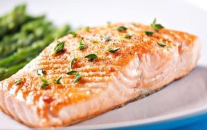 Sült lazac, kenderrel