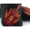 kozene capacky s kozenou podrazkou s kytarou na cerne carozoo capacky.com 02