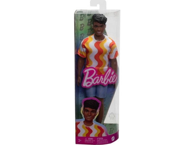 Barbie model Ken 220 v letním outfitu v sandálech