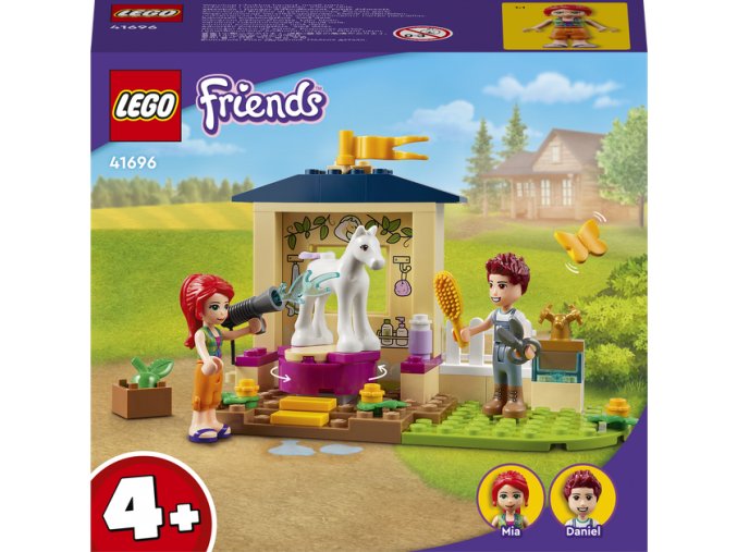 LEGO® Friends 41696 Čištění poníka ve stáji