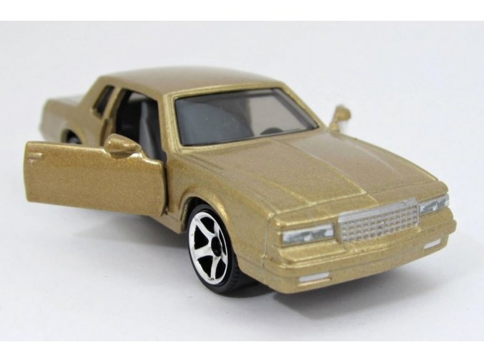 Matchbox Moving Parts 1988 CHEVY MONTE CARLO LS HFM72