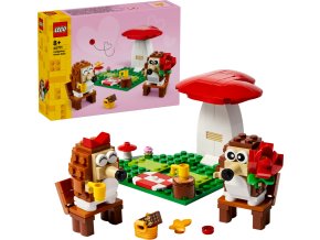 LEGO® Iconic 40711 Ježčí rande s piknikem