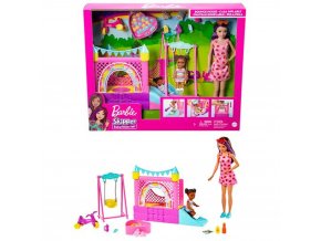 Barbie panenka chůva se skákacím hradem