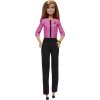 Barbie® Lídryně budoucnosti, Hnědovláska v kalhotovém kostýmku