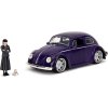 Wednesday auto 1972 VW Beetle 1:24 a figurka Wednesday