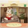 Sylvanian Families 5013 Nábytek čokoládových králíků - taťka na pohovce