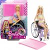 Barbie modelka na invalidním vozíku v kostkovaném overalu