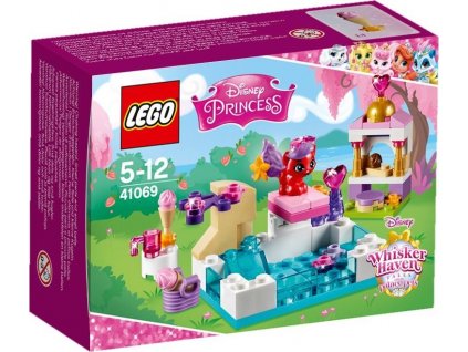 LEGO Disney Princess 41069 Zlatíčko a jeho deň pri bazéne