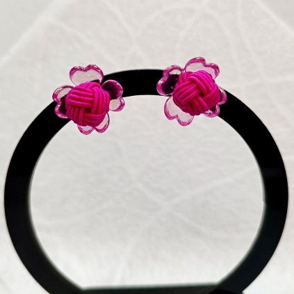 mizuhiki náušnice POUPĚ broskvová 1