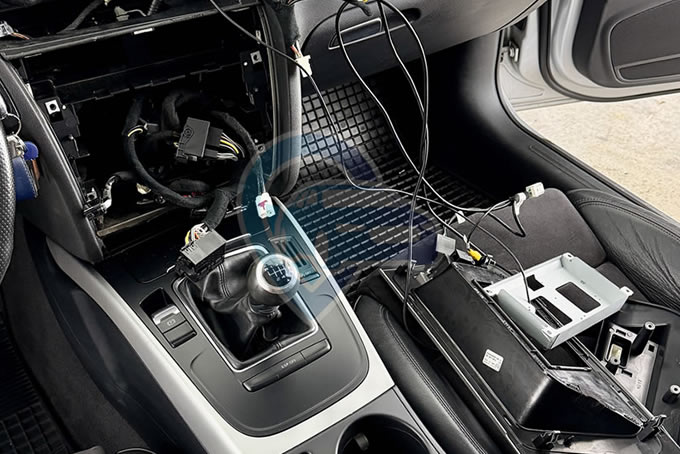 Audi A4 B8 - Audi Concert retrofit a kódování