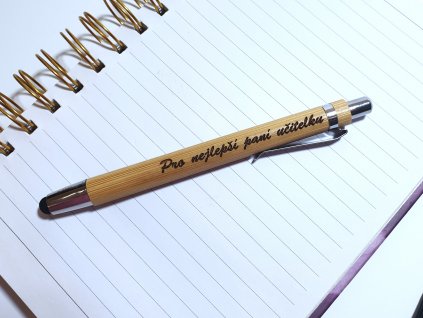 pero se stilusem s gravirovanim