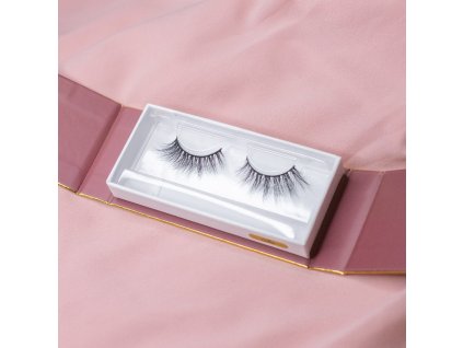 ALEX adhesive eyelashes CAREVNA®