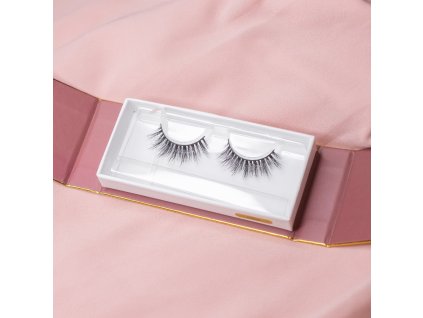 KATE adhesive eyelashes CAREVNA®
