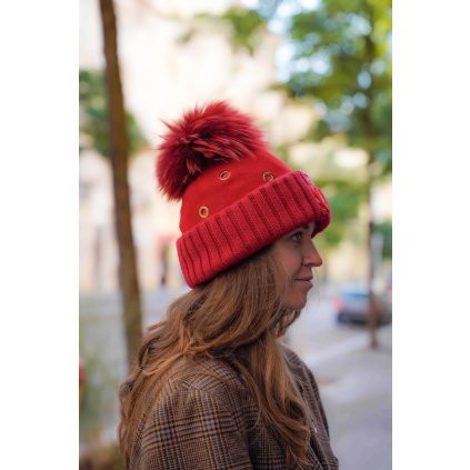 Dámská červená zimní vlněná čepice s bambulí - Refisan