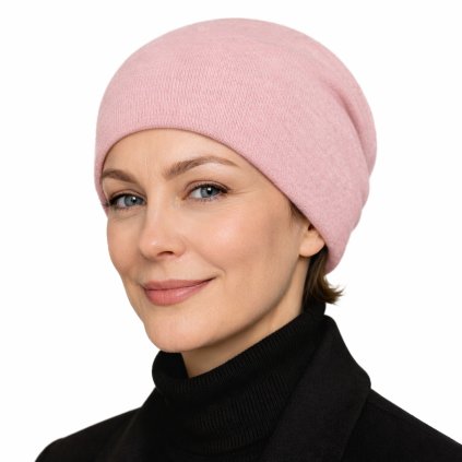 Dámská kašmírová čepice růžová – vzadu seskládaná