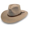 Westernový béžový klobouk s koženým řemínkem - Rancher