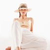 Luxusní slaměný klobouk s širší asymetrickou krempou - Vivian - UV faktor 80