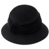 Dámský vlněný klobouk cloche se sametovou stuhou