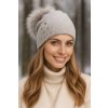 Dámská šedá zimní vlněná čepice s přírodní bambulí