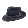 Cestovní nemačkavý voděodolný modrý klobouk Mayser s černou stuhou - Denver Traveller