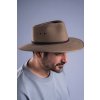 Statesman Countryman – klobouk Vojtěcha Kotka