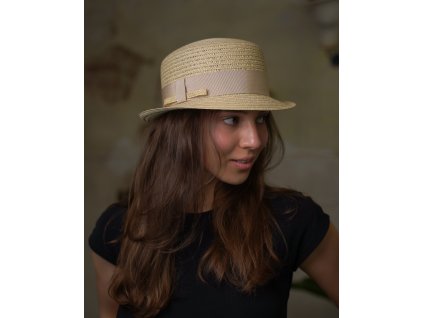 Dámsky béžový klobúk Dorle - Cloche Mayser