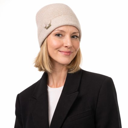 Vlnená čiapka s gombíkmi Fiebig