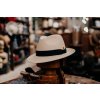 Luxusná panama s čiernou stuhou - klobúk Fedora - ručne pletená, UV faktor 80 - ekvádorská panama Cuenca - Mayser William