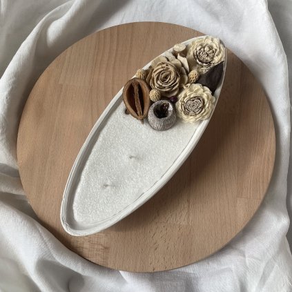 Dekor sviečka v keramike